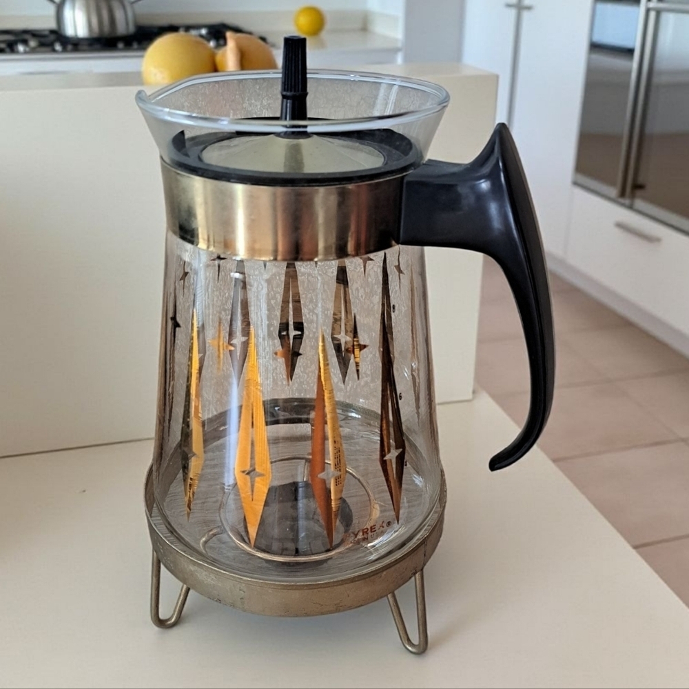 Vintage Pyrex Glass Carafe Pitcher Coffee Tea Pot Gold Atomic Diamant Print
